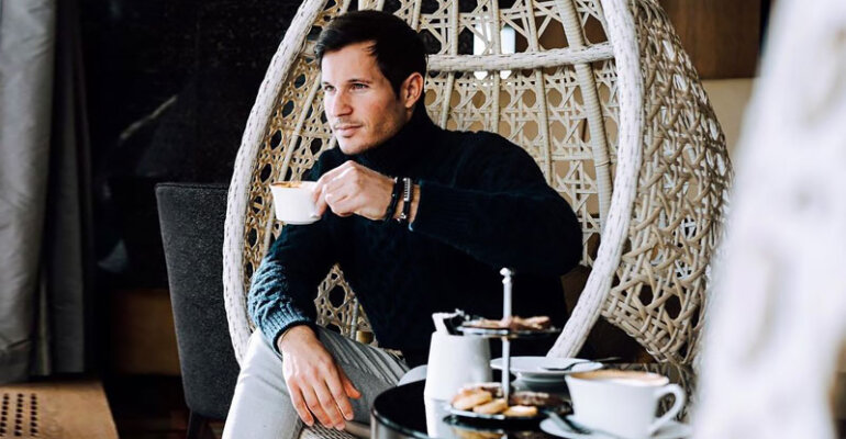 man with good sugar daddy profile